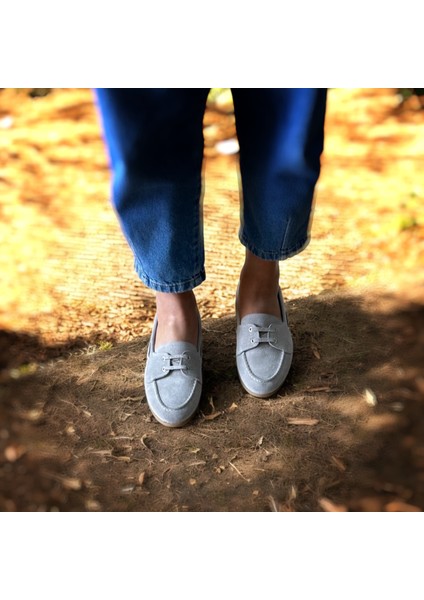 Gri Süet Deri Kadın Bağcıklı Loafer Ayakkabı