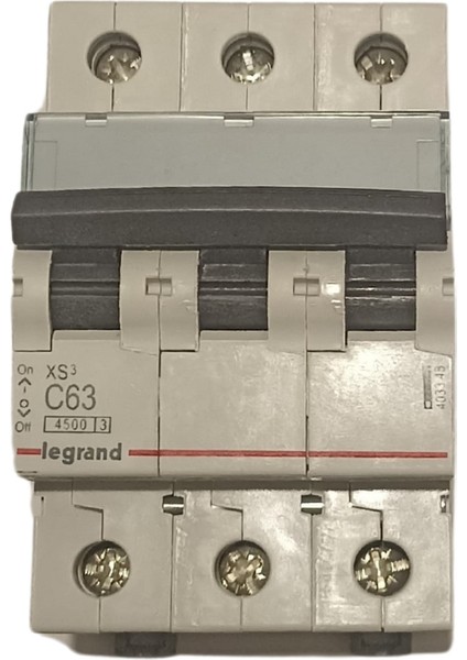 3 Kutuplu 400 V Xs3 Otomatik Sigorta 4500 - 4 033 48