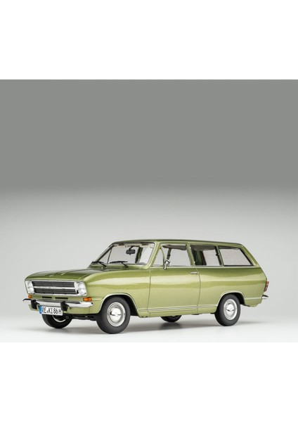 1:18 Touring Model 1972 Opel Kadett B Caravan Lemon Green