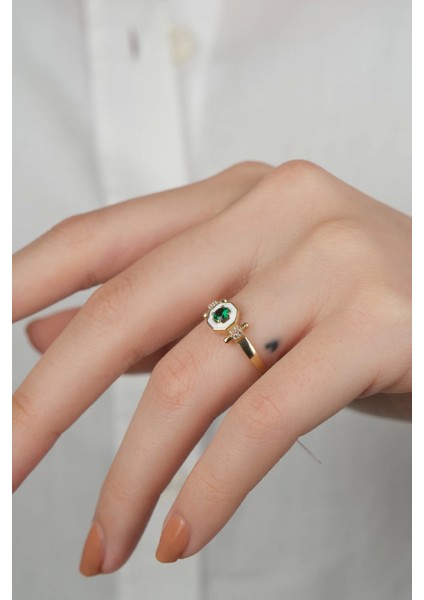 14 Ayar Altın Yeşil Taşlı Şekilli Yüzük 517