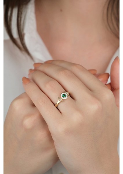 14 Ayar Altın Yeşil Taşlı Şekilli Yüzük 517 fırsatları