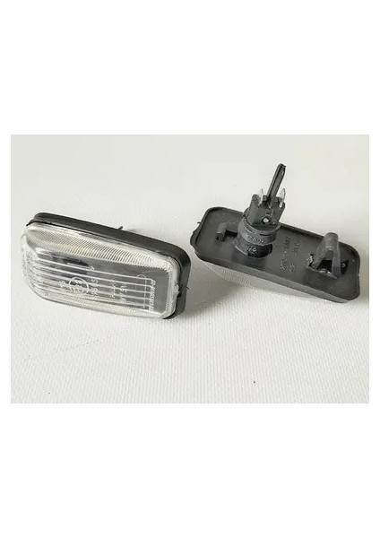 Lada Vega Çamurluk Sinyali Sağ ve Sol Takım 2 Adet Rus 21100372601000R