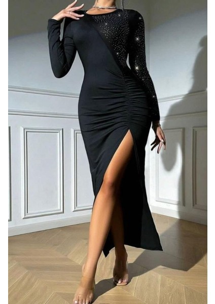 Kadın Krep Dalgıç Kumaş Taş Aksesuarlı Yırtmaç Detaylı Uzun Kollu Elbise modelleri