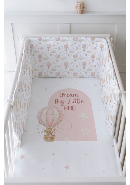 Bebek Başucu Koruyucu ve Baskılı Çarşaflı Uyku Seti - For Baby Serisi - Pembe Balonda Ayı