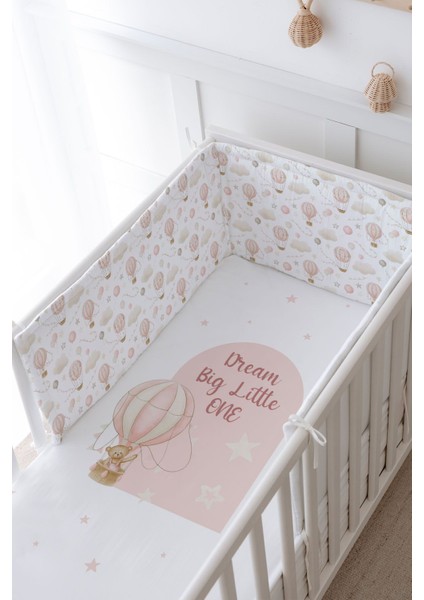 Bebek Başucu Koruyucu ve Baskılı Çarşaflı Uyku Seti - For Baby Serisi - Pembe Balonda Ayı modelleri