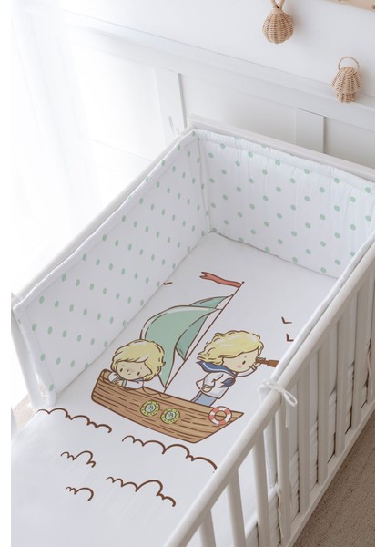 Bebek Başucu Koruyucu ve Baskılı Çarşaflı Uyku Seti - Pure Baby Serisi - Sevimli Kaptan ve Miço modelleri