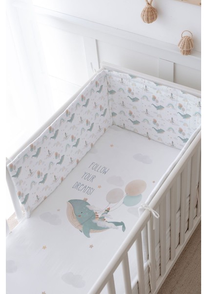 Bebek Başucu Koruyucu ve Baskılı Çarşaflı Uyku Seti - Iconic Serisi - Balinanın Düşleri modelleri
