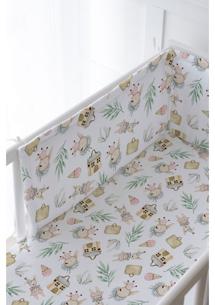 Bebek Başucu Koruyucu ve Baskılı Çarşaflı Uyku Seti - Iconic Serisi - Antika Soytarı Oyuncak Ayı fiyatları