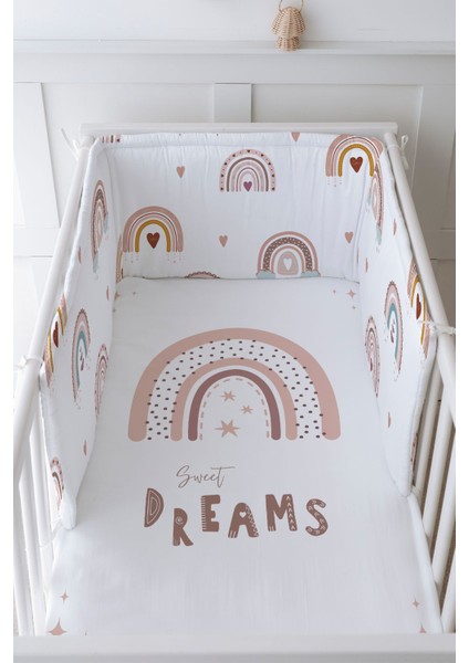 Bebek Başucu Koruyucu ve Baskılı Çarşaflı Uyku Seti - Iconic Serisi - Somon Yıldızlı Gökkuşağı