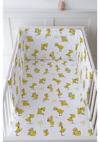Bebek Başucu Koruyucu ve Baskılı Çarşaflı Uyku Seti - Iconic Serisi - Eğlenceli Ördekler
