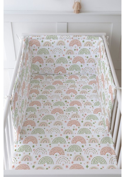 Bebek Başucu Koruyucu ve Baskılı Çarşaflı Uyku Seti - Iconic Serisi - Soft Çiçekli Ay ve Gökkuşağı