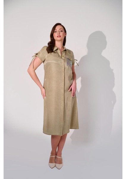 Büyük Beden Yaka ve Kol Şerit Detaylı Elbise fırsatları