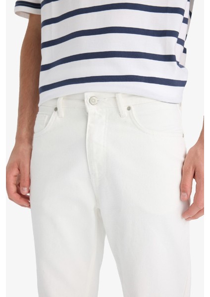 The 90's Slim Fit Dar Kalıp Yüksek Bel Dar Paça Jean Pantolon D4463AX24HS