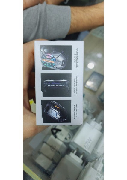 FC594 5000 Rpm Kablolu Dijital Göstergeli Işıklı Cep Telefonu Soğutucu Isı Önleyici Fan