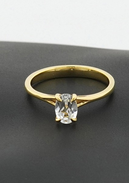 White Topaz Oval Tektaş Yüzük indirimleri