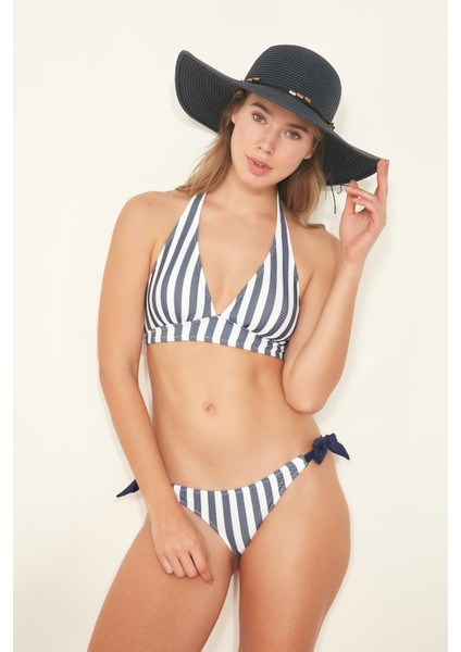 Kadın Kelly Boyundan Bağlı Üçgen Bikini Takım 00251 Lacivert modelleri