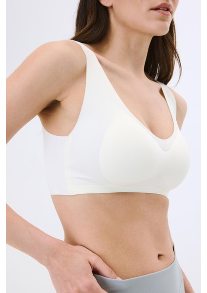 Balensiz Dikişsiz Lazer Çıkarılabilir Pedli Sütyen C26125 Ekru fiyatları