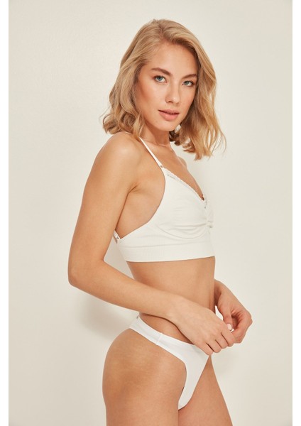 C14035 Dikişsiz Agraflı Toparlayıcı Sütyen Beyaz fırsatları