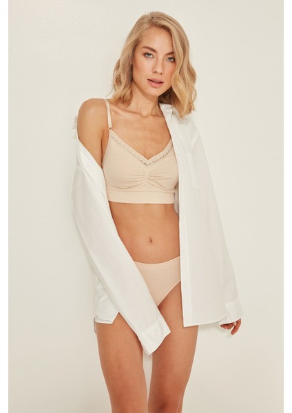 Dikişsiz Agraflı Toparlayıcı Sütyen Kadınlar İçin Nefes Alabilir Ten Renk 88% Polyamid