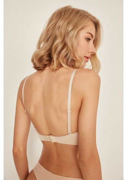 Dikişsiz Agraflı Toparlayıcı Sütyen Kadınlar İçin Nefes Alabilir Ten Renk 88% Polyamid fırsatları