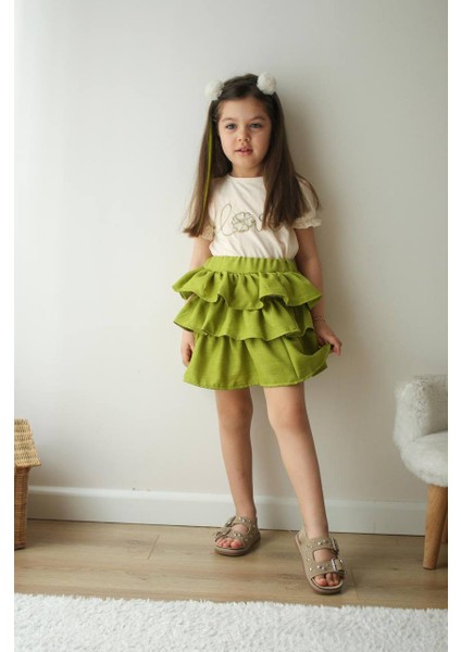 Kız Çocuk Love Yazılı Tişört ve Kat Kat Volanlı Yağ Yeşili Etek Takımı