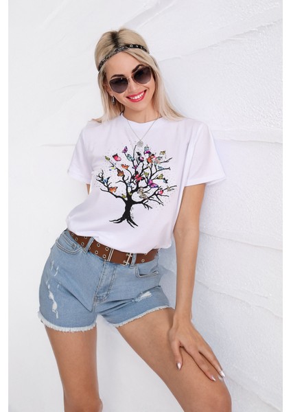 Kelebek Ağacı Taş Işlemeli Beyaz Kadın Tişört - Doğanın Zarif Enerjisi - Pia Velle fiyatları