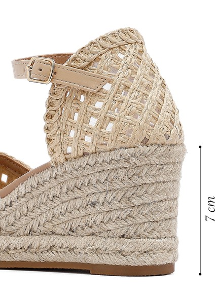 Kadın Krem Bilekten Tokalı Örgülü Dolgu Topuklu Espadril Sandalet 25sfe401929 fiyatları