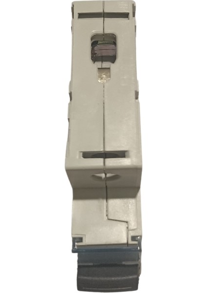 Tek Kutuplu 230/400 V 10 Amper Xs3 Otomatik Sigorta 4500 - 4 033 28