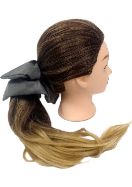 Ince Süet Kumaş Büyük Boy Scrunchie – Yumuşak Doku Saç Tokası