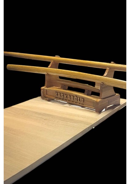 Isme Özel Bokken – Jo – Tanto Standı | Kayın Masif Ahşap | Doğal Yağlı Işçilik modelleri