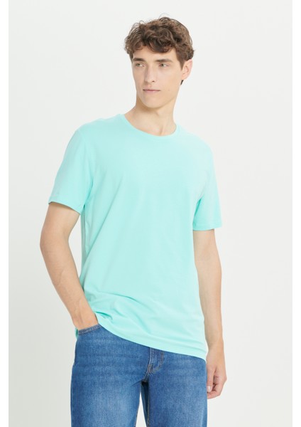 360 Derece Her Yöne Esneyen Slim Fit Bisiklet Yaka Tişört