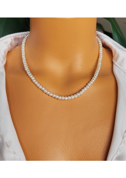 Krem Rengi Yuvarlak Inci Kadın Kolye