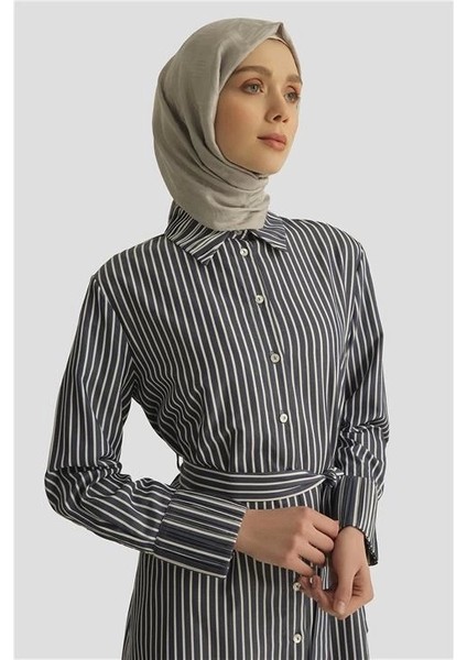 Elbise 25YD9047 Lacivert fırsatları