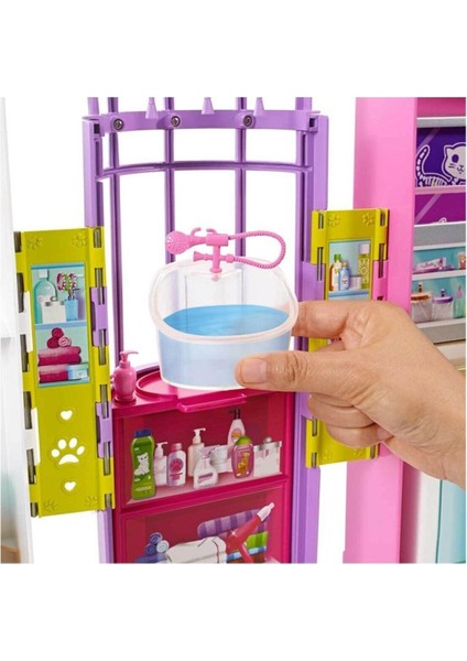 Luxury ve Hayvancıkları Veteriner Oyun Merkezi Barbi Pet Care Canter Oyuncakları Eğitici Set 1 Adet