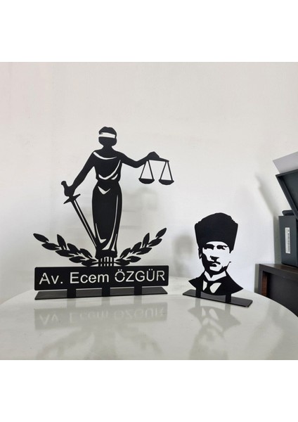 Luxury Kişiye Özel Avukat Masaüstü Isimlik - Metal Masa Isimliği - Hediye Ofis Isimlik 1 Adet