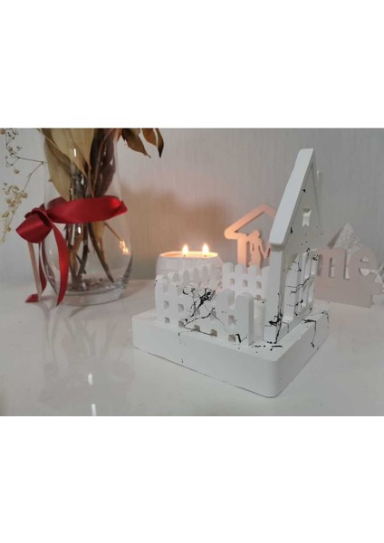 Luxury Dört Parçalı Ev Şeklinde Mumluk - Mum Kabı -10,8X10,8X13,1CM Masaüstü Hediyelik Dekoratif Süs Eşyası 1 Adet