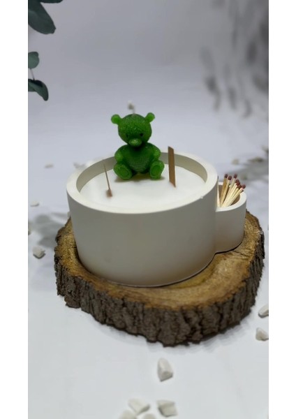 Luxury Royal Elegance - Kibritli - Ayıcığın Rüyası - Kokulu - Dekoratif Soya Mum 1 Adet