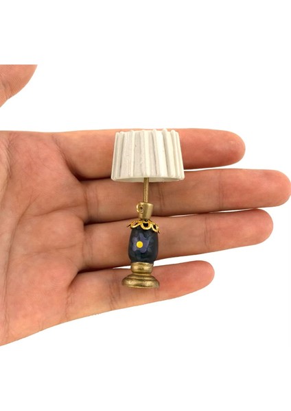 Luxury Minyatür Masaüstü Lambası Bebek Evi Çocuk Oyuncakları Için 1 Adet fırsatları