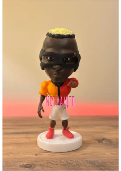 Luxury Futbolcu Osimhen Figuru - Sanat Heykel Hediyelik Taraftar 1 Adet