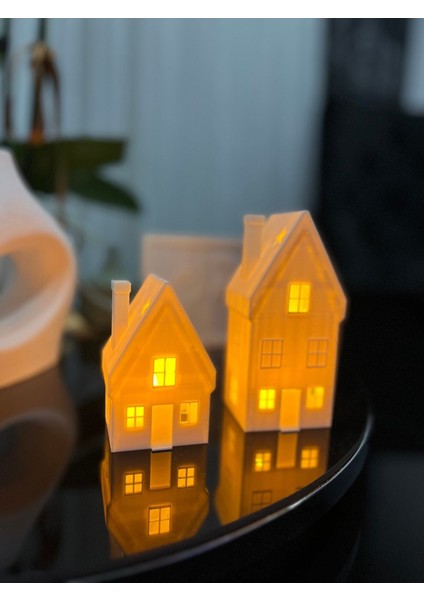 Luxury 2'li Set Kış Evi, Noel Evi, Yılbaşı Evi Temalı Dekoratif Süs ve Obje, Tealight LED Mumlar Dahil 1 Adet fiyatları