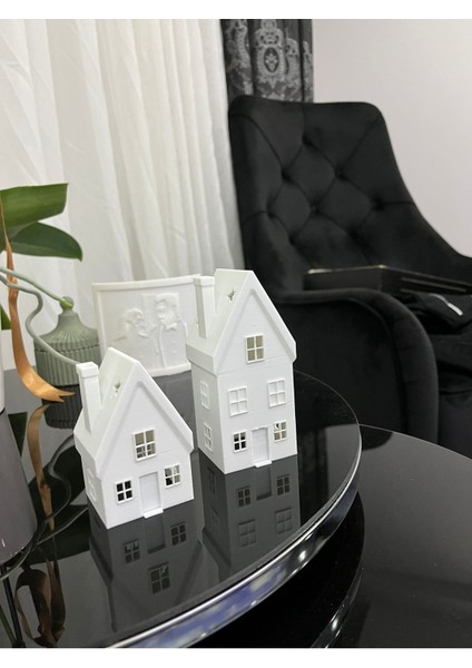 Luxury 2'li Set Kış Evi, Noel Evi, Yılbaşı Evi Temalı Dekoratif Süs ve Obje, Tealight LED Mumlar Dahil 1 Adet fırsatları