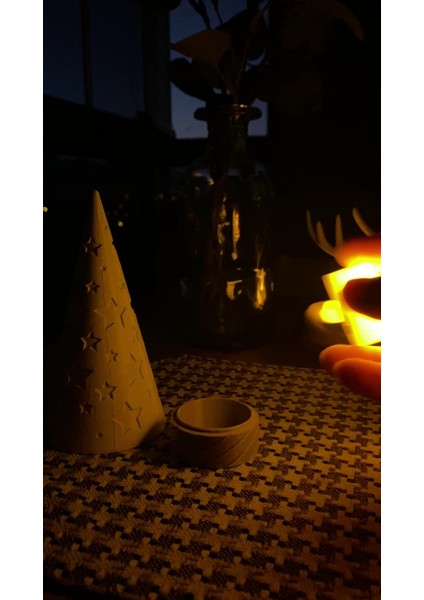 Luxury Çam Ağacı Tealight Mumluk Dekoratif Kış Konsepti Yıl Başı Süsleri Yeni Yıl Hediyesi Kış Dekoru 15CM 1 Adet