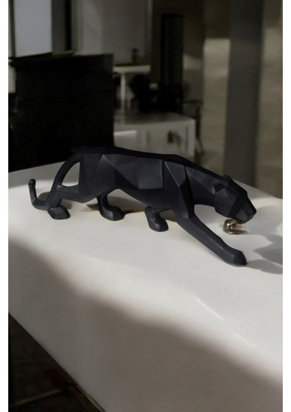 Luxury Kübik Jaguar Biblo – Siyah Leopar Tasarımlı, Polyester Döküm, Modern Ev ve Ofis Dekorasyonu 1 Adet