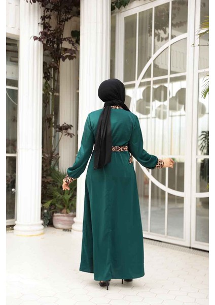 Leopar Detaylı Zümrüt Yeşili Tesettür Elbise 10246ZY fırsatları