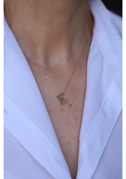 14 Ayar Altın E Harfli Kolye 1 cm genişlik fiyatları