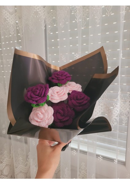 Örgü Çiçek Buketi, Pudra Pembe-Mor Karışık Gül Buketi, Gıftandflowers