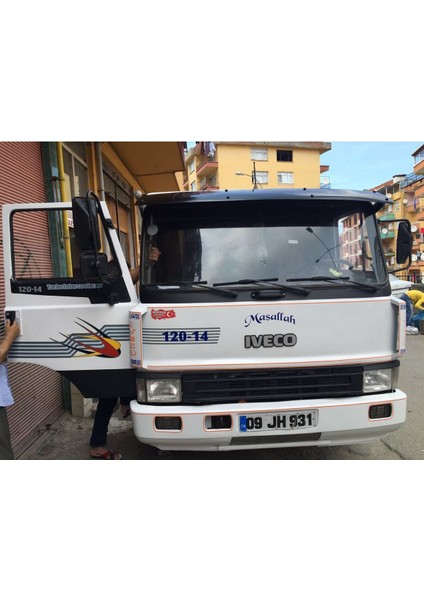 GARAGE453 Iveco 35.9 80.12 120.14 Ön Cam Güneşliği Mika Parlak Siyah fiyatları