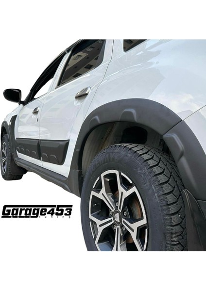 GARAGE453 Dacia Duster Makyajlı Kasa Dodik Seti Damalı