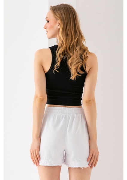 Kadın Beli Lastikli Cepli Pis Paça Kısa Şort Beyaz - 25YP 5322 fırsatları