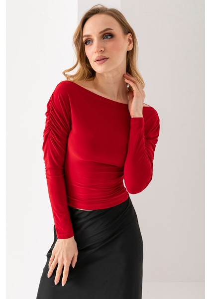 Kadın Kayık Yaka Omzu Büzgü Detaylı Uzun Kollu Bluz Bordo - 2433